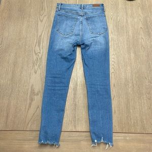 Abercrombie & Fitch Super Skinny Ankle High Rise Jean, Sz 26 Short, 2 short